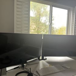 2 - 32in Monitors With Dual Monitor Stand 