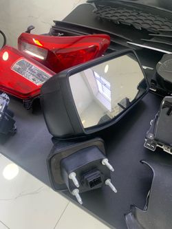 2019-2021-2025 RH GMC & CHEVY Mirror