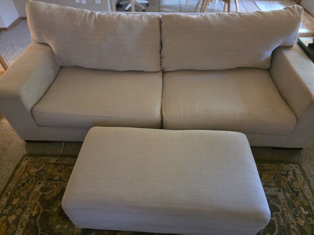 Ashley Maggie Sofa With Ottoman