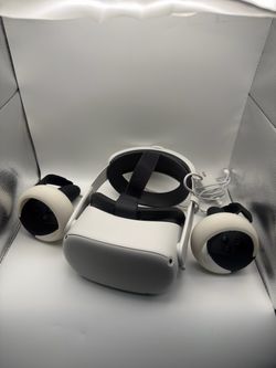 Meta Oculus Quest 2 256GB Standalone VR Headset - White - With Battery Strap