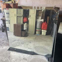 Multiple Full Size Mirrors 