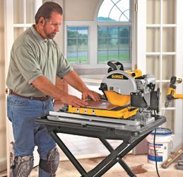 $1,000 DeWALT 10” heavy duty TILE SAW D24000