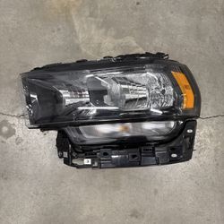 2019-2022 Dodge Ram 2(contact info removed) Headlight Left Driver Side Halogen