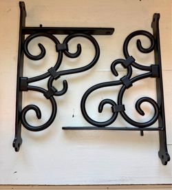 Cast iron shelf brackets
