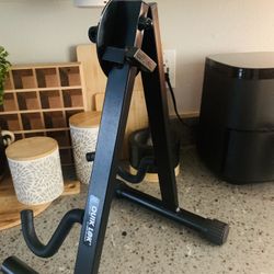 Guitar Stand 
