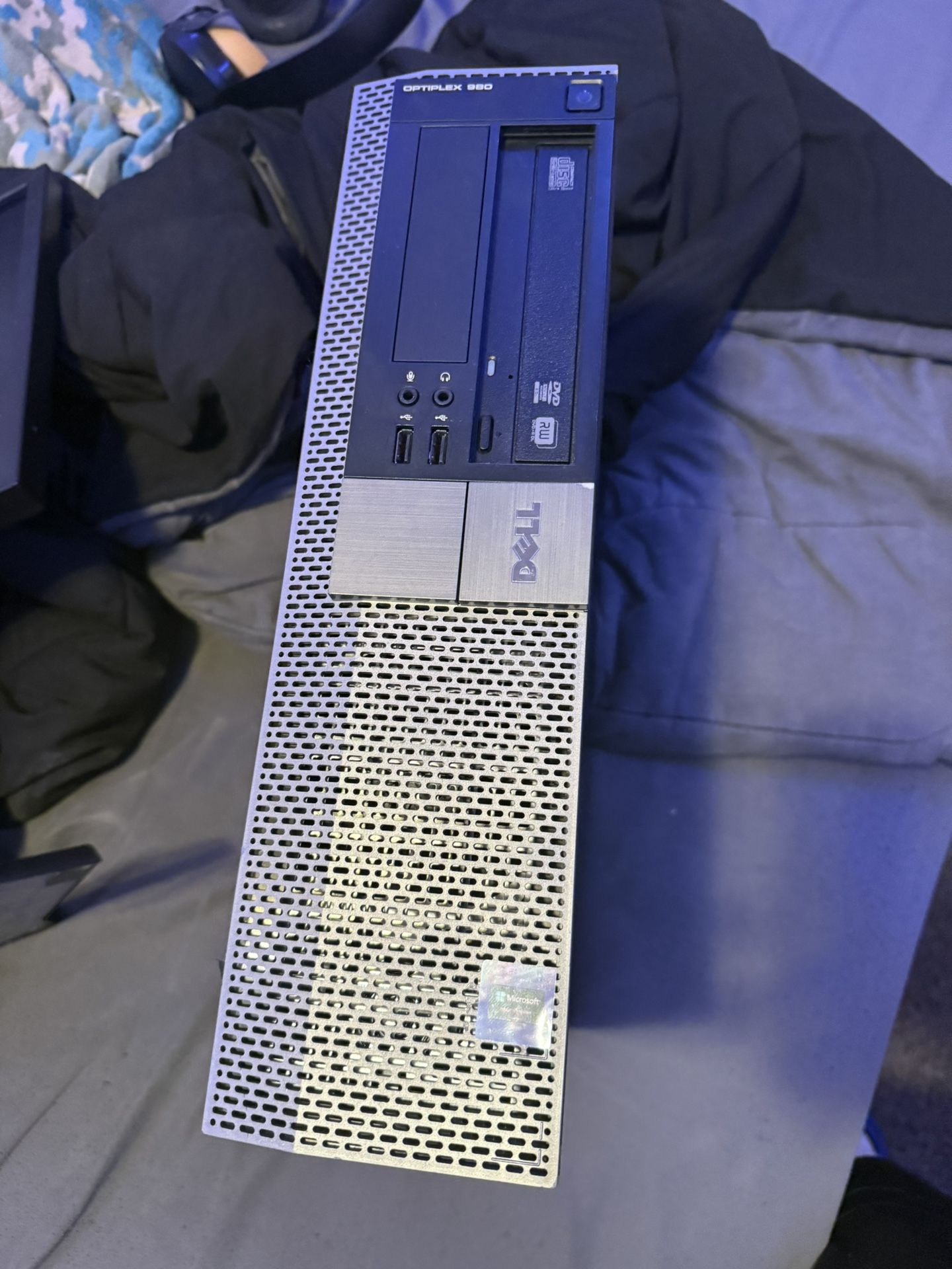 Dell Desktop (Send Best Offers)