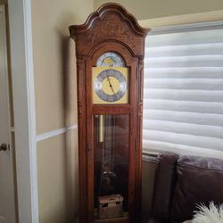 Grandfather Clock From 1979 Great Condition 