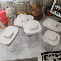 Set Of 5 OXO containers