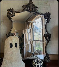 Halloween festive mirror