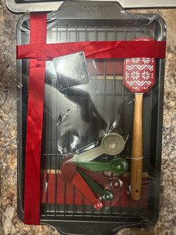 Baking Set 5 pieces brand new
