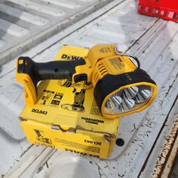 DEWALT
20V MAX Cordless LED Jobsite Spotlight