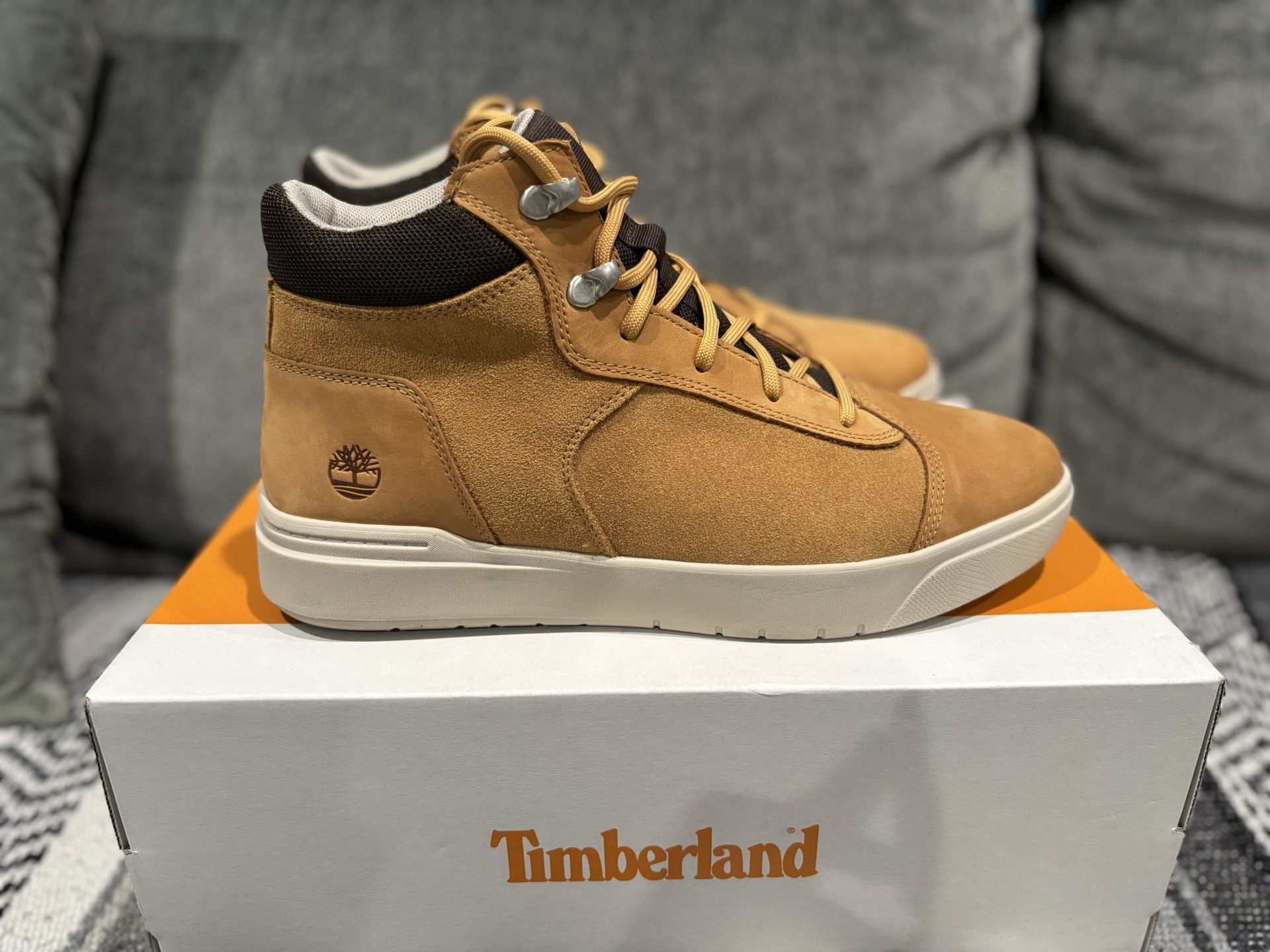 Timberland Seneca Bay Sneaker Boot Wheat Nubuck