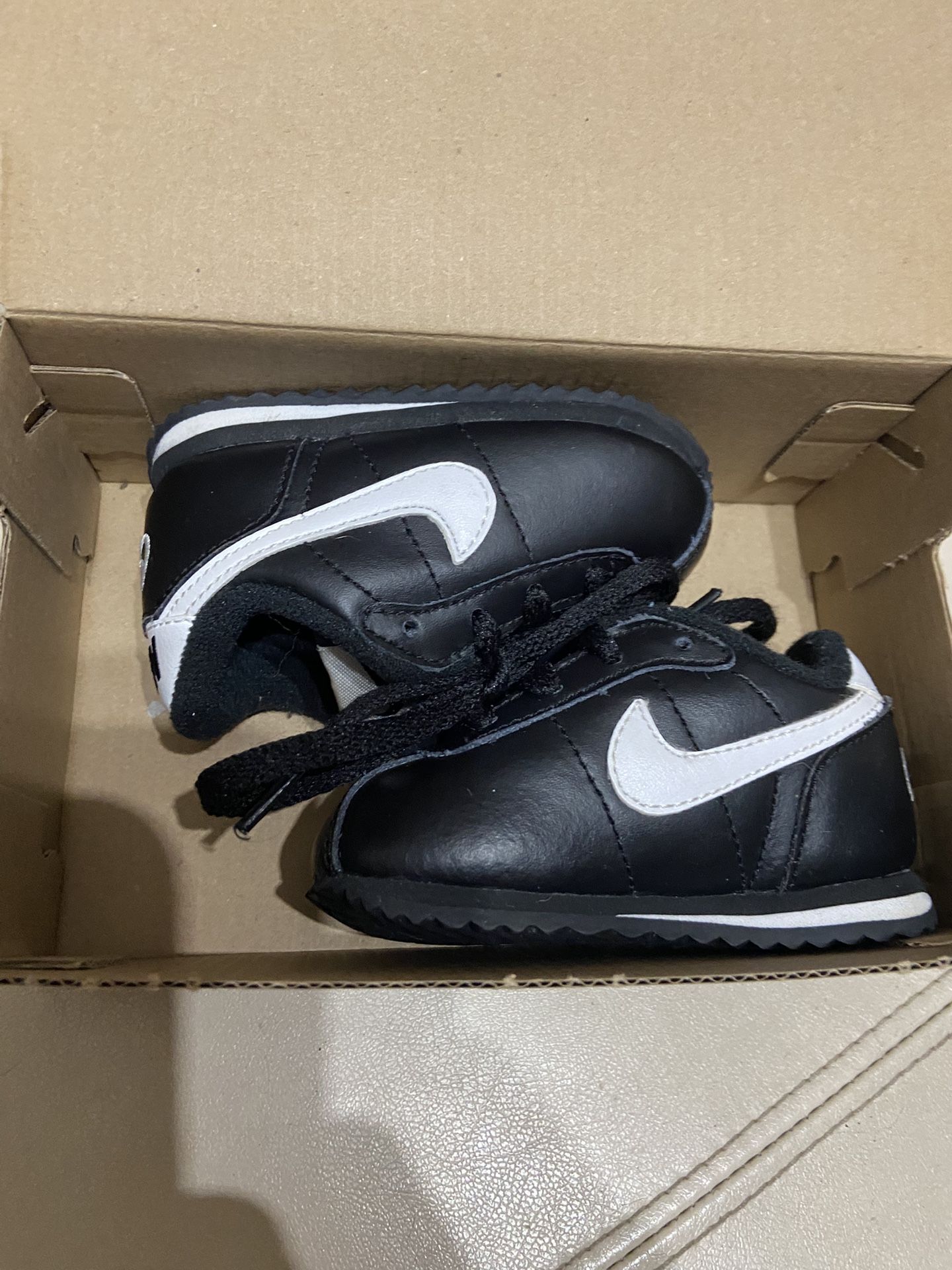 Baby Nike Size 3C