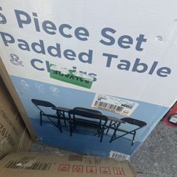 5-Piece Card Table and Chairs Set Folding Padded Table Set for 4 Card Table Chairs Home Kitchen Dining Room, Vinyl Upholstered Folding Chairs and Meta