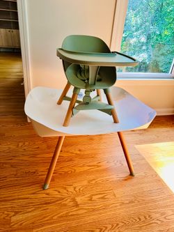 Sage Green Lalo High Chair + White Catchy