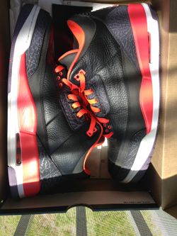 Jordan retro 3 crimsons size 12