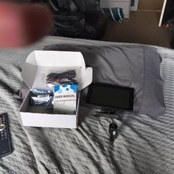 7 Inch Dash Touchscreen, Google Play, Apple Play, Etc And Backup Cam