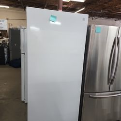 Kenmore White Upright Frost Free Freezer 21cf 
