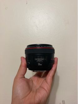 canon 50mm 1.2 ef lens