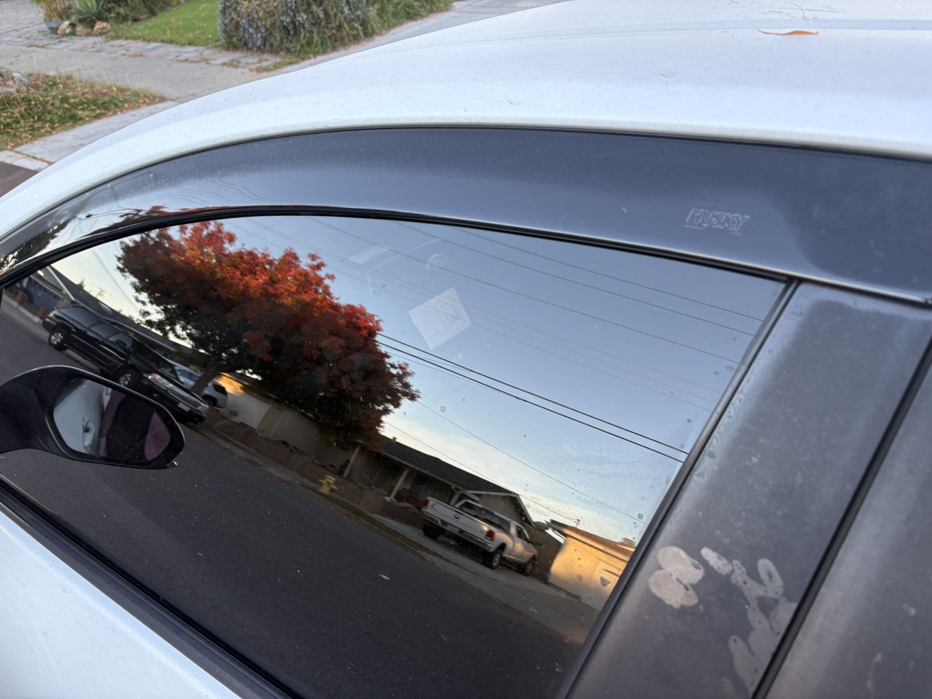 Husky Liners Low Profile Ventvisor