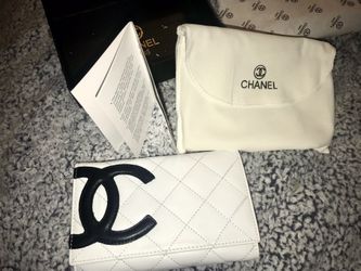 NEW Rare Vintage CHANEL FULL flap Tri-fold wallet Snap/orig pk/box for Sale  in Thousand Oaks, CA - OfferUp