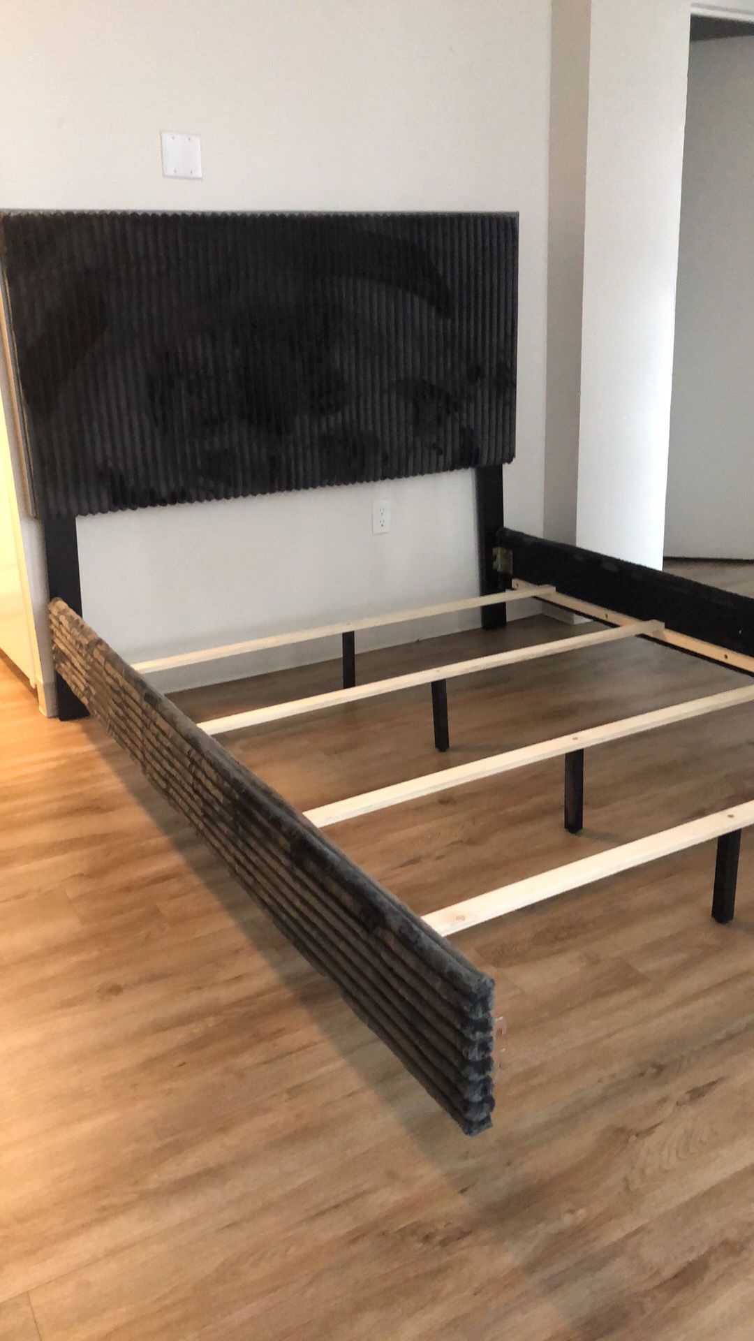 Queen Size Bed Frame 