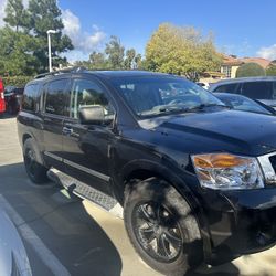 2012 Nissan Armada