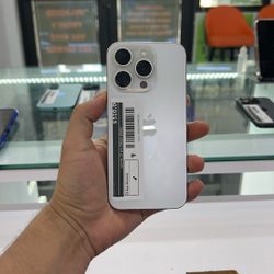 iPhone 15 Pro 256gb (unlocked)