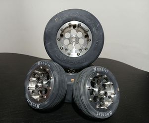 Billet Aluminum beadlock RC racing wheels.