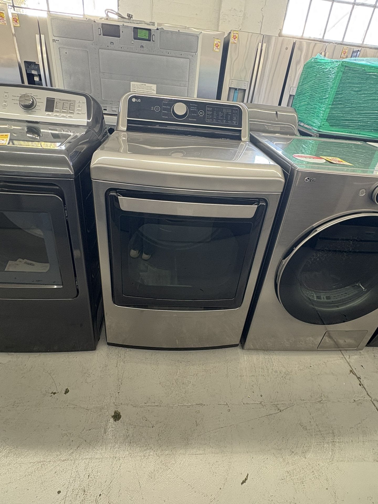 LG 7.3 cu. ft. Vented Electric Dryer in Monochrome Grey with Sensor Dry Technology