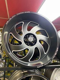 24x12” Off-Road Monster “MO7”