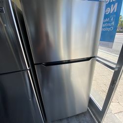 Insignia Refrigerator
