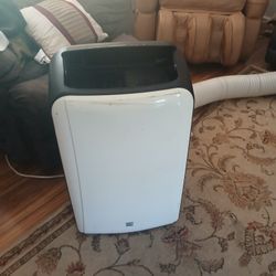 Portable Air Conditioner , 12,000 BTU.