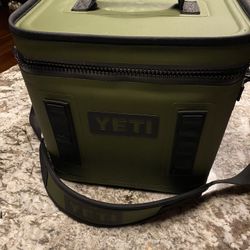 Yeti Hopper 12