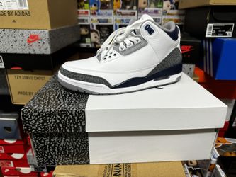Jordan 3 Midnight Size 8 Men 