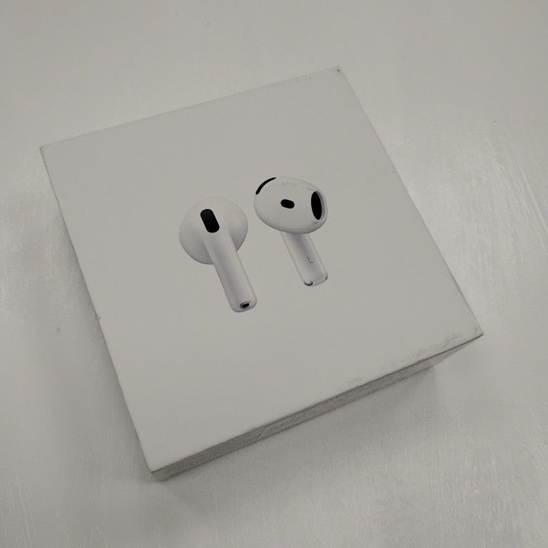 Apple Airpods 4th Gen Bluetooth Earbuds New