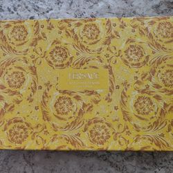 Versace Ero Pour Femme Perfume 4 pc Set (New)