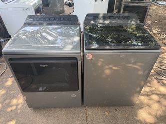 Whirlpool Washer and Dryer Set electric matching set