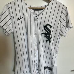 White Sox jersey (Women’s M)