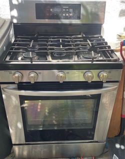 LG Stainless Steel Gas Range 5 BURNER STOVE Oven