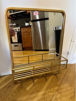 Beautiful Gold Mirror