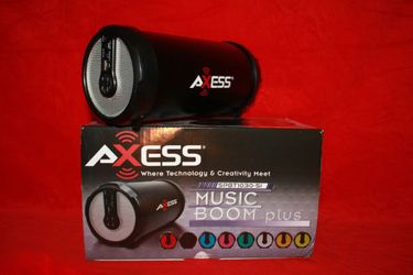 bazooka Bluetooth speaker SD card,slot USB port,FM radio(bosina)