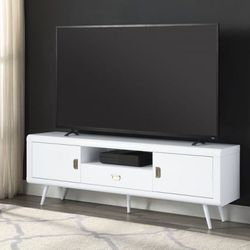 Brand New LED High Gloss White TV Stand