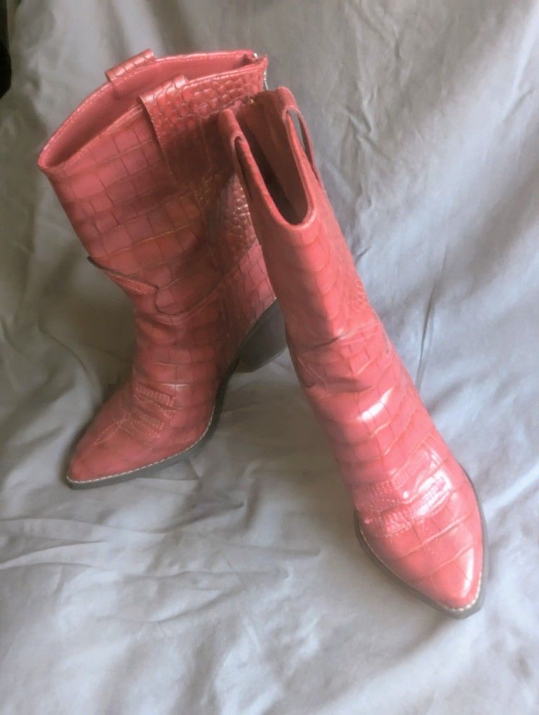 JUSTFAB Red Alligator Skin Boots With Heel.Womens Size 8 US. Like New! $10 FIRM