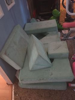 Fort couch