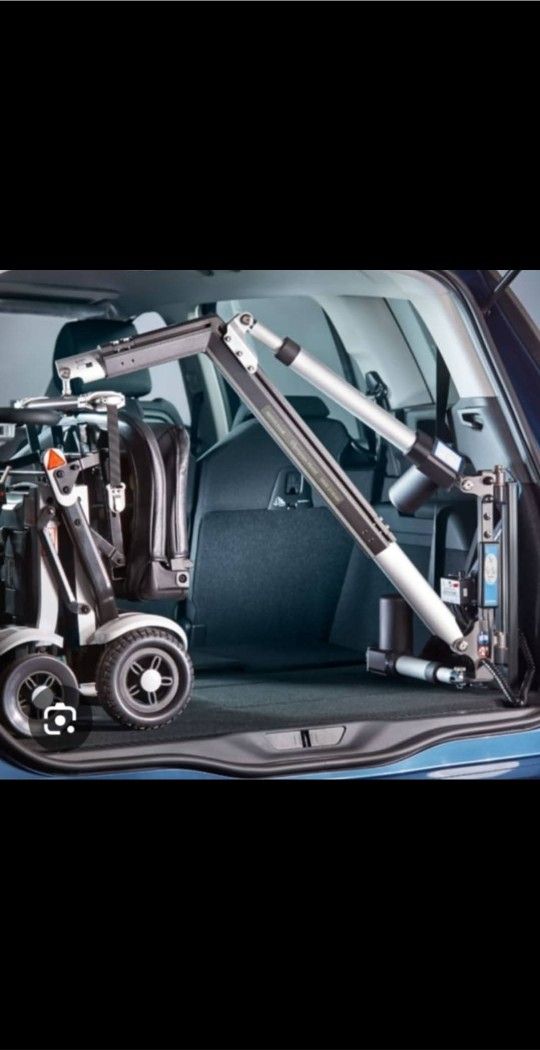 Mobile Wheelchair Lift