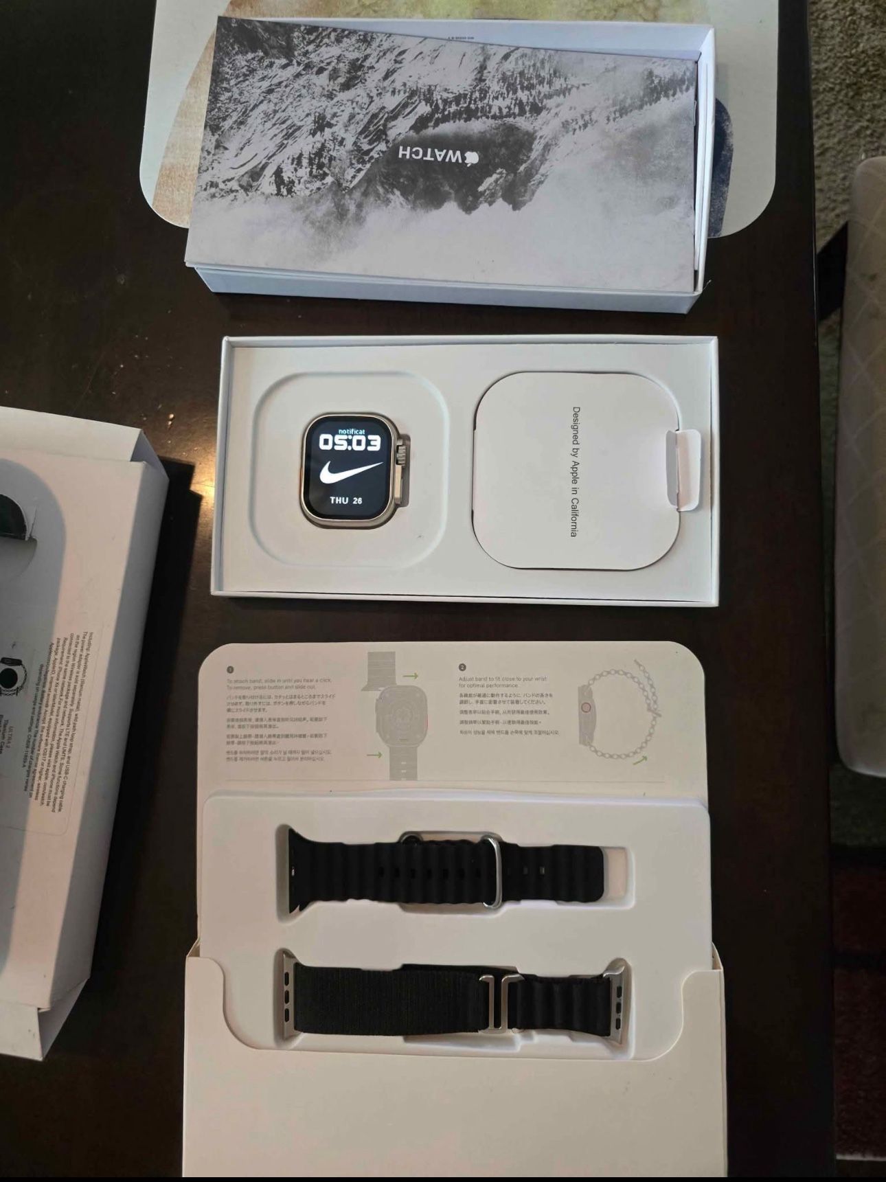 Apple Watch Ultra 2 49MM Black band 