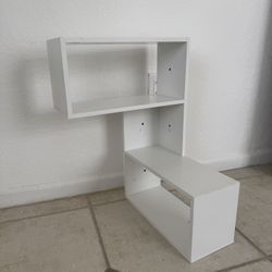 2 Corner Shelf Wall Mounted, White Corner Shelves, Floating Corner Bookcase, Wall Storage Shelves for Wall Decor Living Room, Bedroom, Bathroom