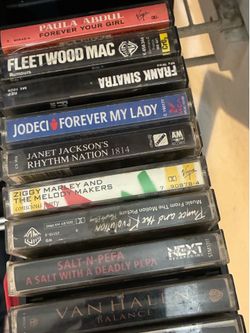 Assortment of Cassette vintage