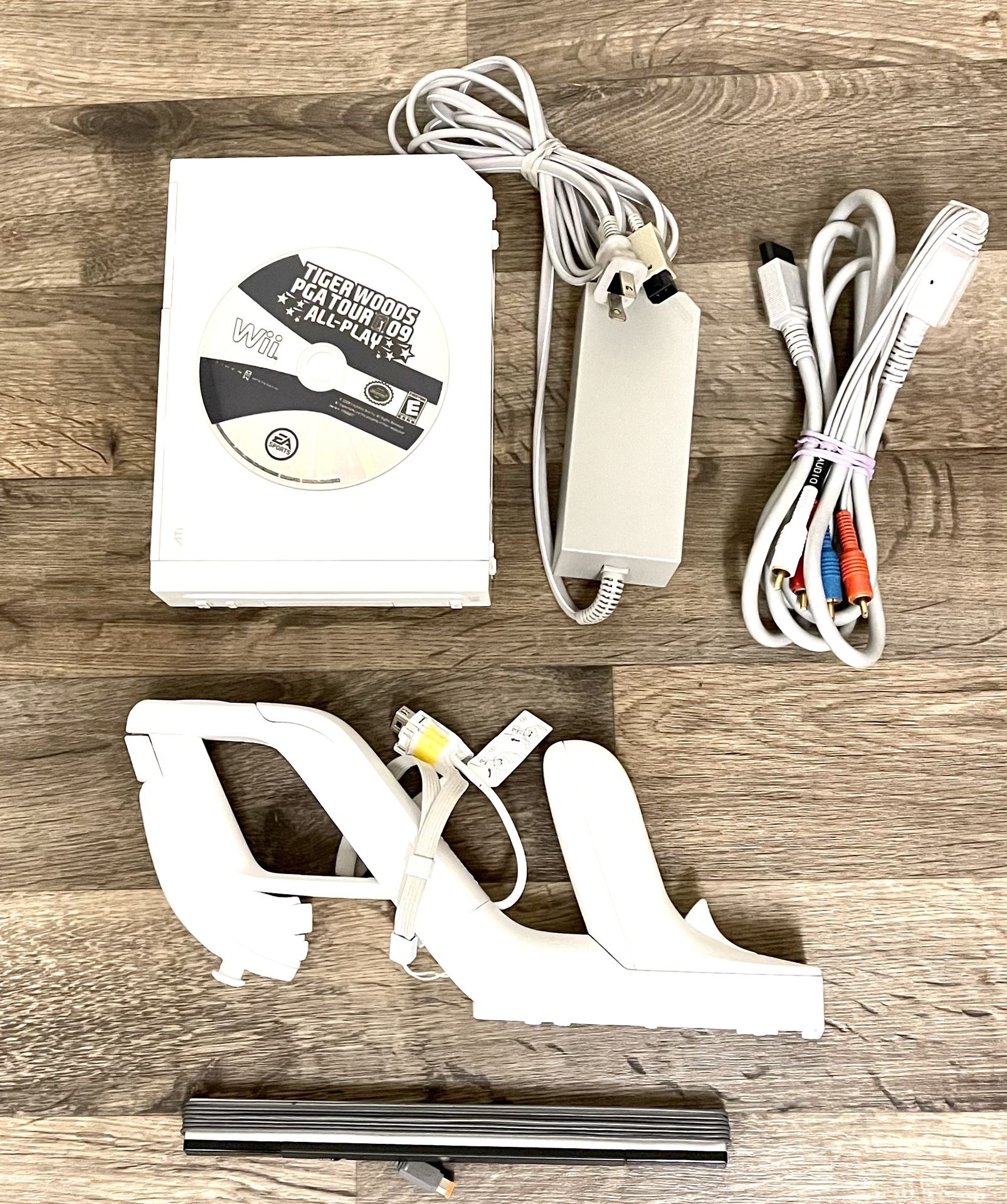 Nintendo Wii Console Wii 1 Remote Bundle RVL-001 1Nunchucks for Nintendo Wii Remote, Detachable Zapper Gun, Sensor bar, TIGER WOODS Game PGA TOURO9